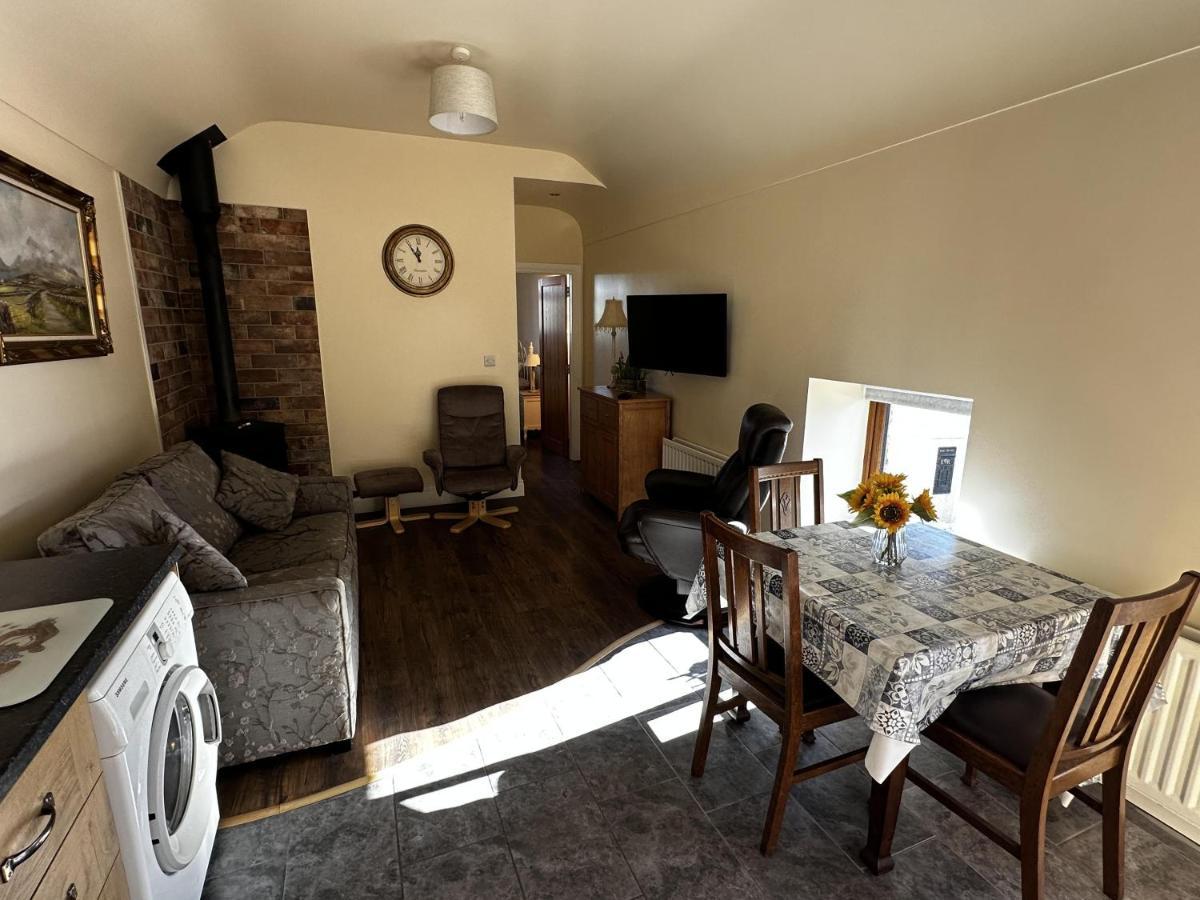Cosy Barn Conversion In The Mournes Newry Exterior photo